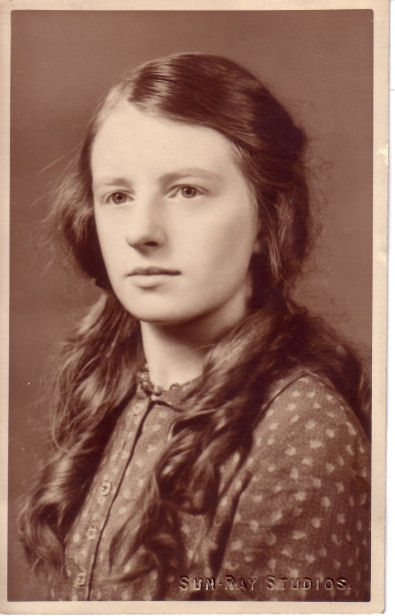 Jean Rosemary RUTHERFORD (1918- )