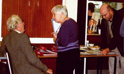 Sewell members in discussion (from the left: Warren Sewell, Diana Kennedy & Ian Sewell)