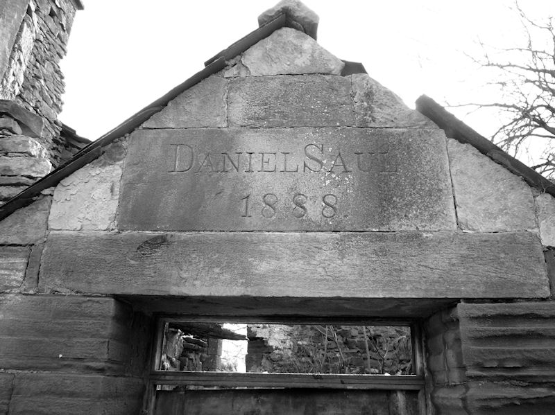 The farm at Reckapot with the inscription Daniel Saul above the doorway
